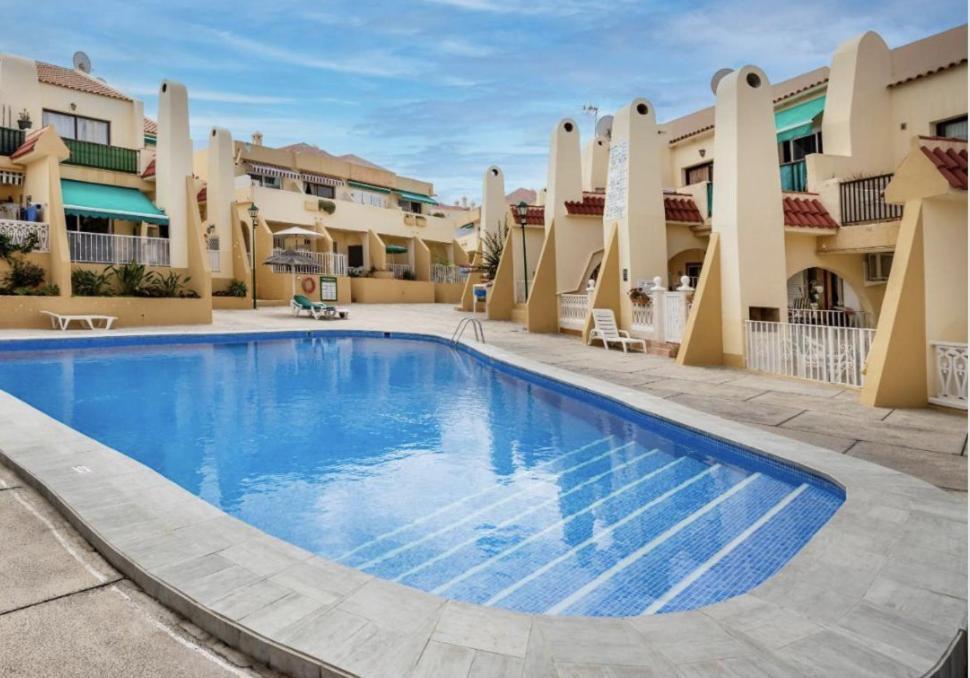 Sea Apartment